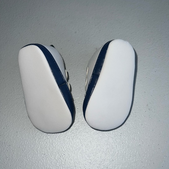 Carter's Child of Mine Baby Boy Perforated Sneakers, Size 0-3 Months - Picture 6 of 6